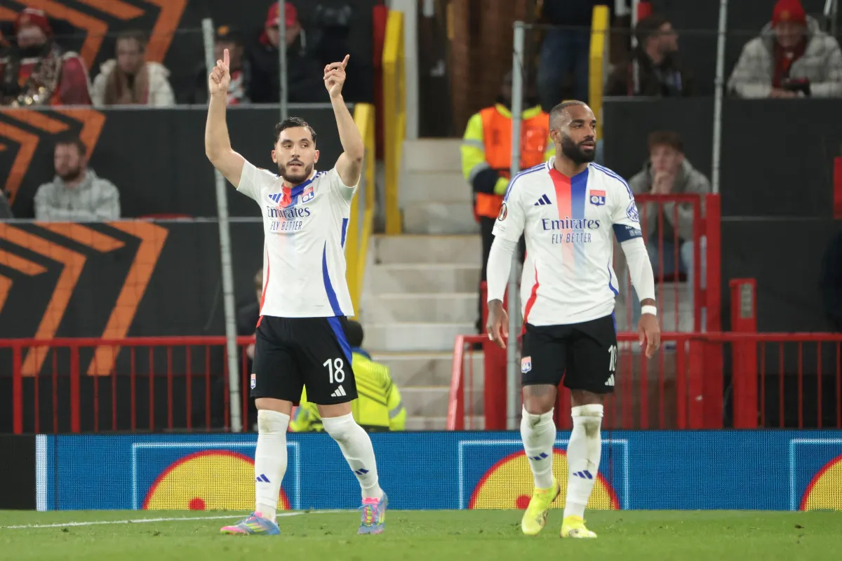 OL : Un nouveau cador anglais se penche sur Rayan Cherki