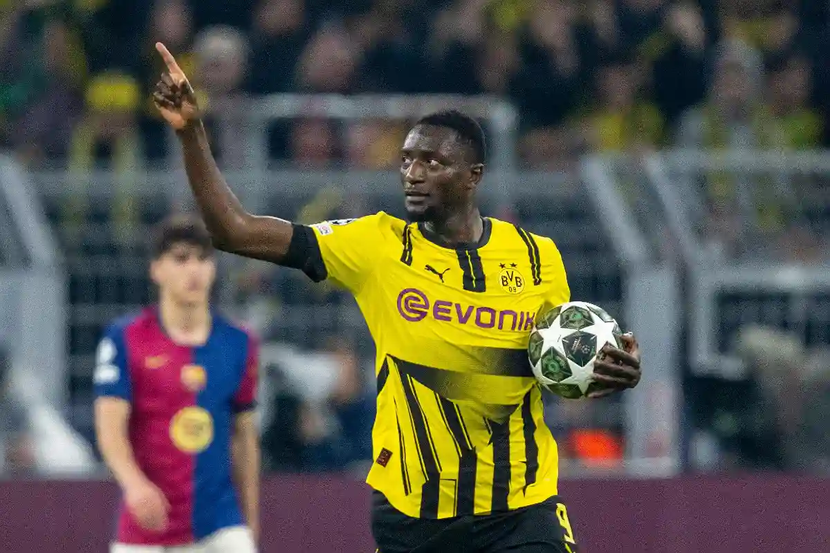 Guirassy en larme malgré le titre