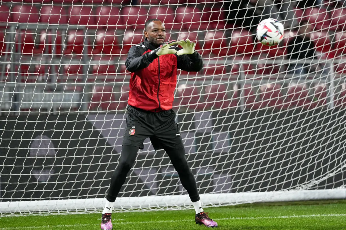 Rennes: 40 ans et une nouvelle prolongation pour Steve Mandanda