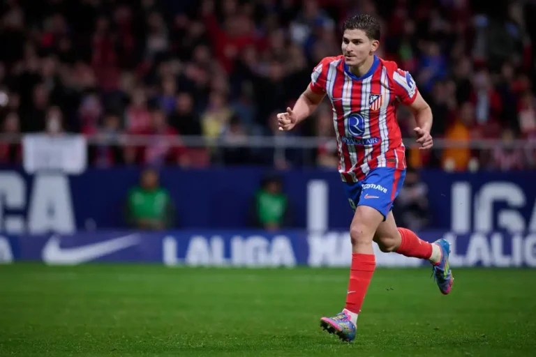 Samu Aghehowa visé par l'Atlético Madrid ©Alamy