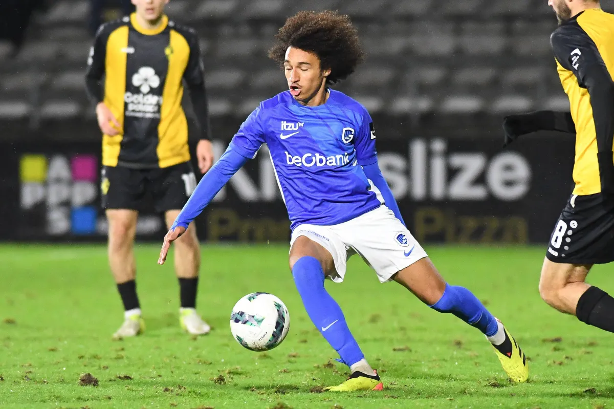 Dortmund et Manchester United ciblent un jeune crack belge