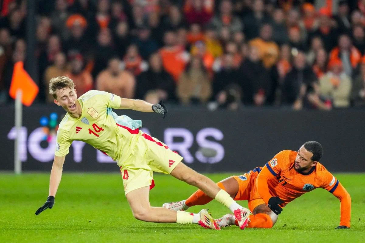 Finalement la Bundesliga pour le jeune Huijsen ?