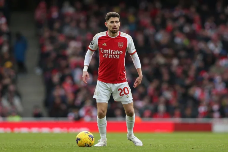 Jorginho sous le maillot d'Arsenal @Alamy