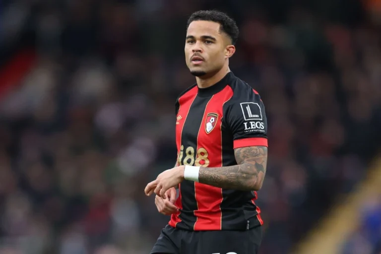 Justin Kluivert sous le maillot de Bournemouth @Alamy