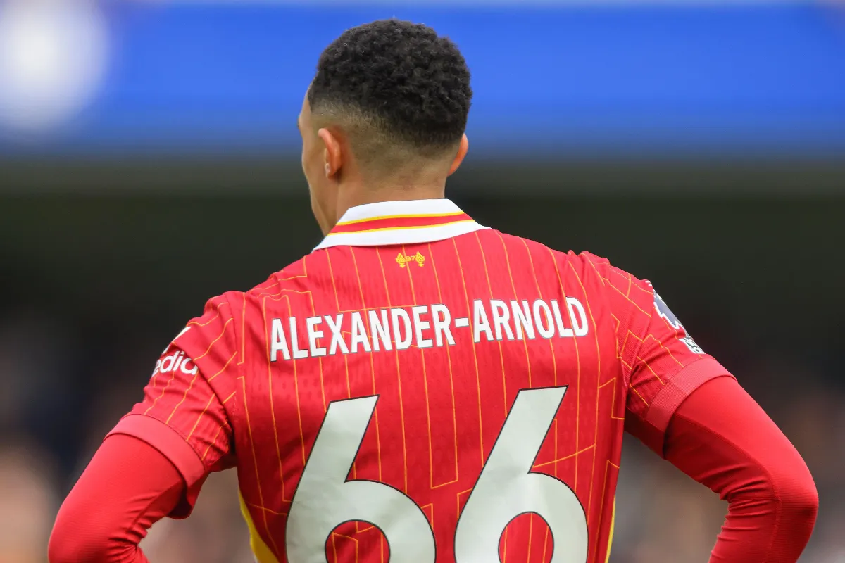 Alexander-Arnold dit non à un salaire record pour Madrid