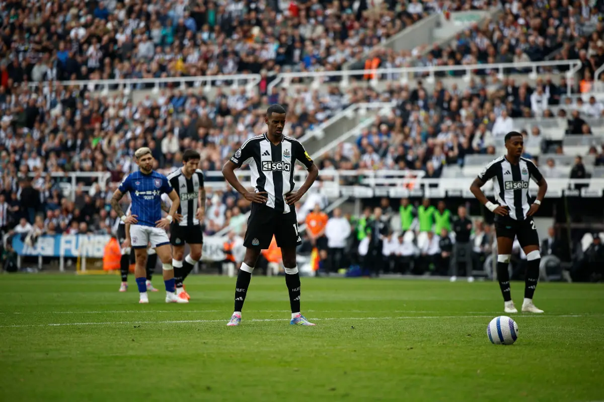 « Il n'est pas à vendre », Newcastle scelle l'avenir de cet attaquant