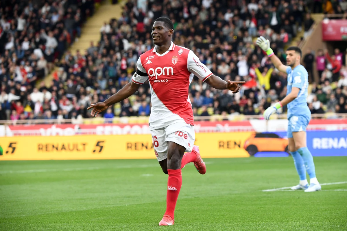 Monaco: Breel Embolo a une touche en Angleterre