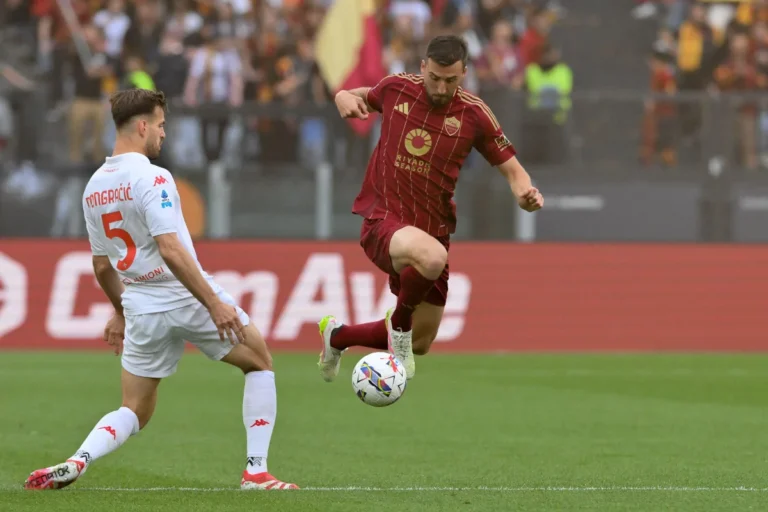 Bryan Cristante avec l'AS Roma @Alamy
