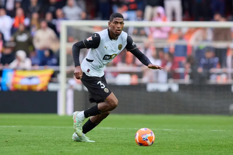 Cristhian Mosquera courtisé par Chelsea ©Alamy