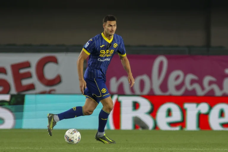 Diego Coppola en action avec l'Hellas Vérone @Alamy