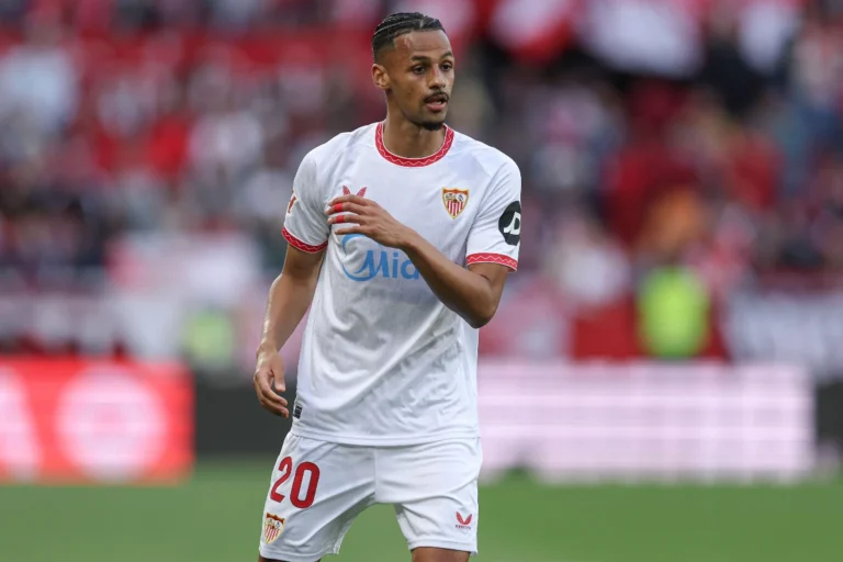 Djibril Sow avec le FC Séville @Alamy