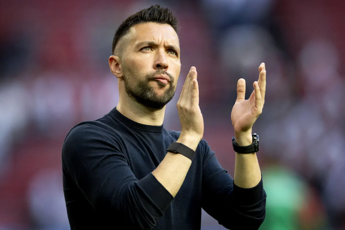 Farioli, fin d'un court mandat à l'Ajax Amsterdam