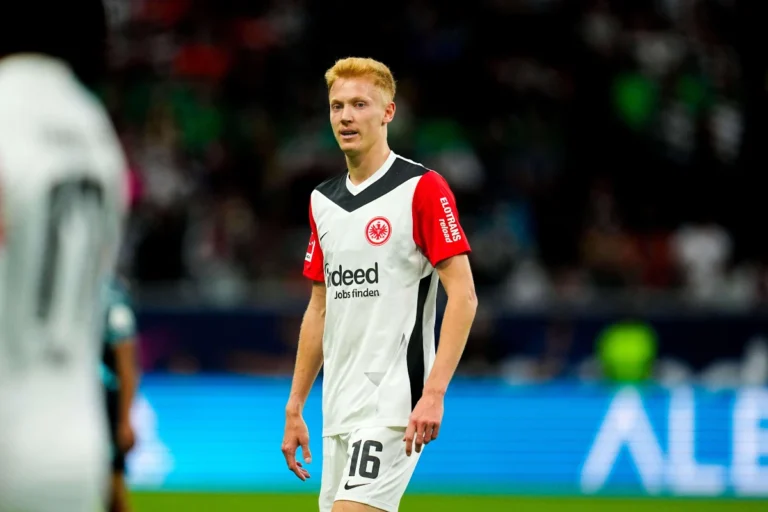 Hugo Larsson bientôt à Arsenal @Alamy