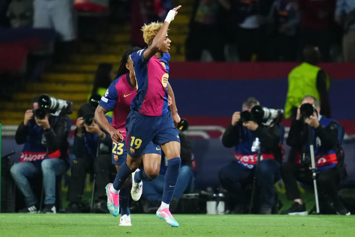 FC Barcelone: Lamine Yamal balaie un record de Kylian Mbappé