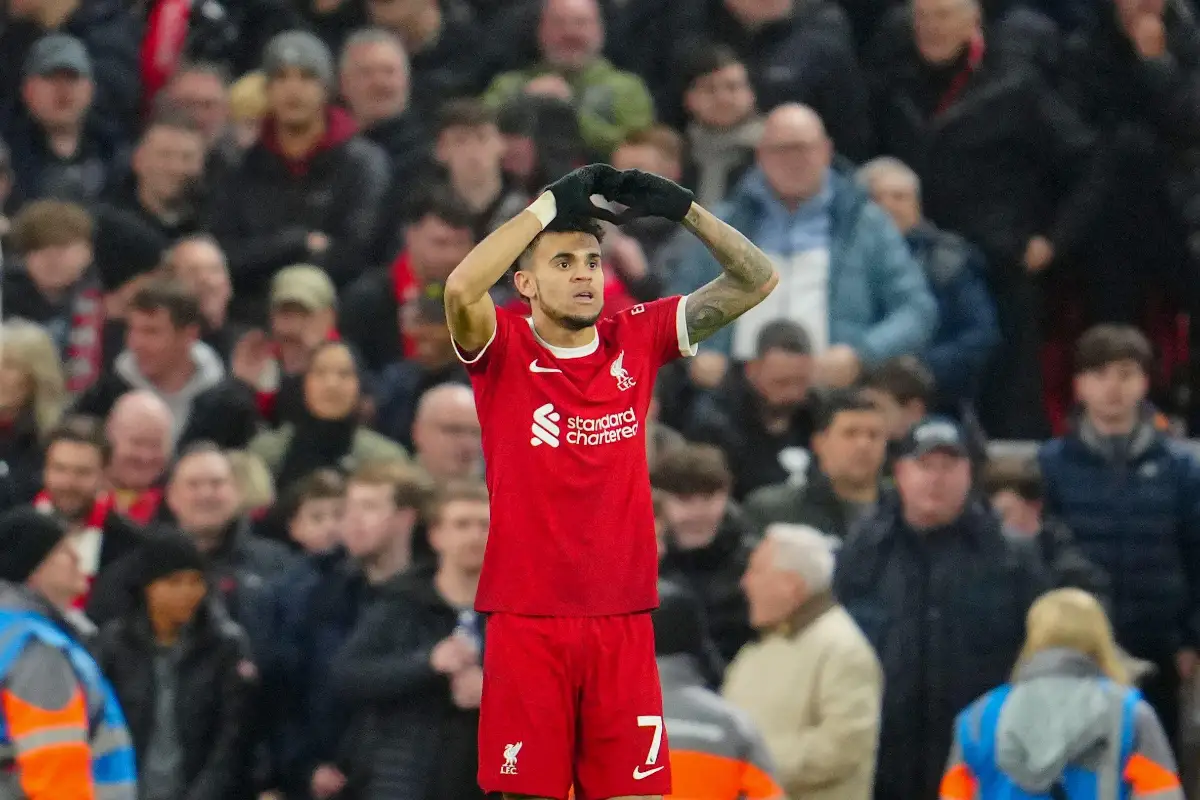 Liverpool : ce buteur met à défi le club, « Cela dépend »