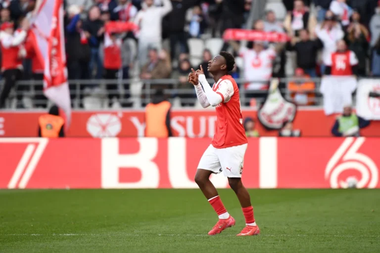 Mamadou Diakhon sous le maillot Reims @Alamy