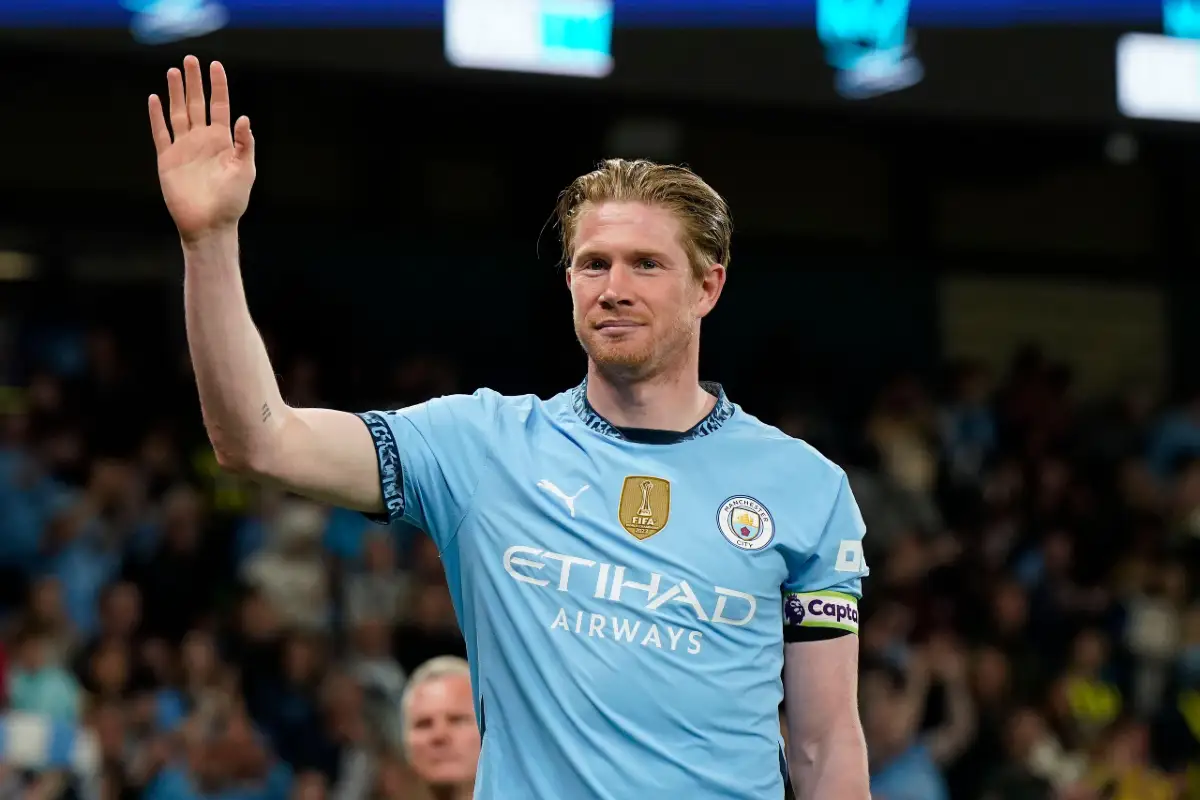 Man City : enfin, Naples confirme pour De Bruyne
