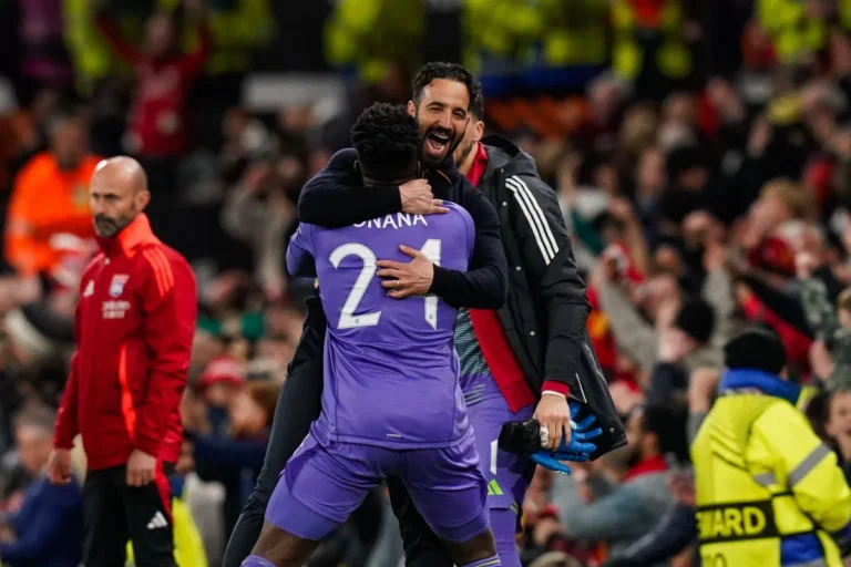 Man United : Après les accolades, le ménage