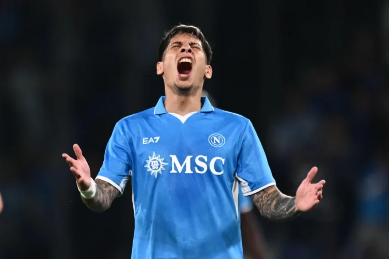 Mathías Olivera courtisé par Mathías Olivera ©Alamy