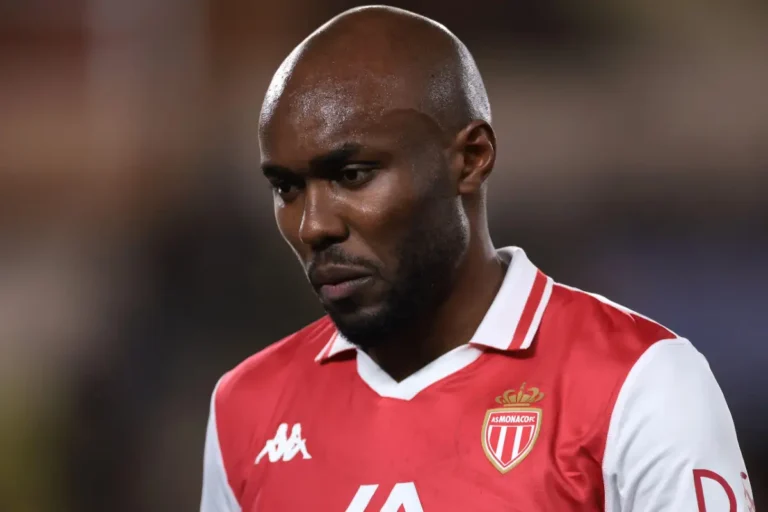 Monaco : ce milieu de terrain africain mis à la rue