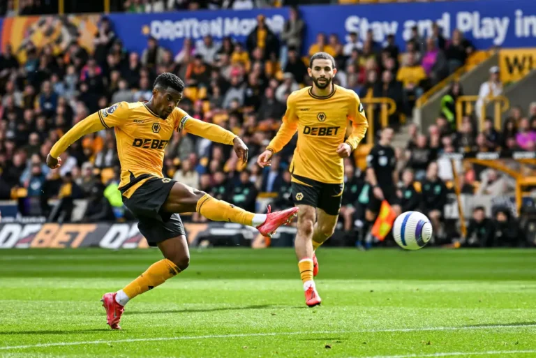 Nélson Semedo en action avec Wolverhampton @Alamy