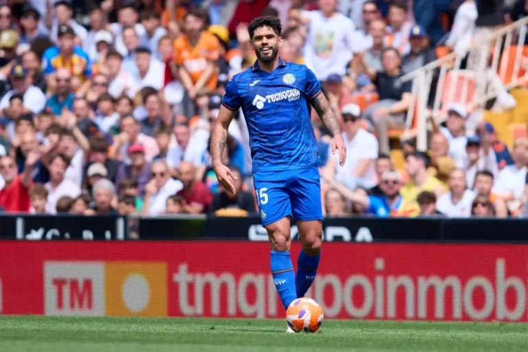 Omar Alderete ciblé par l'Atlético Madrid @Alamy