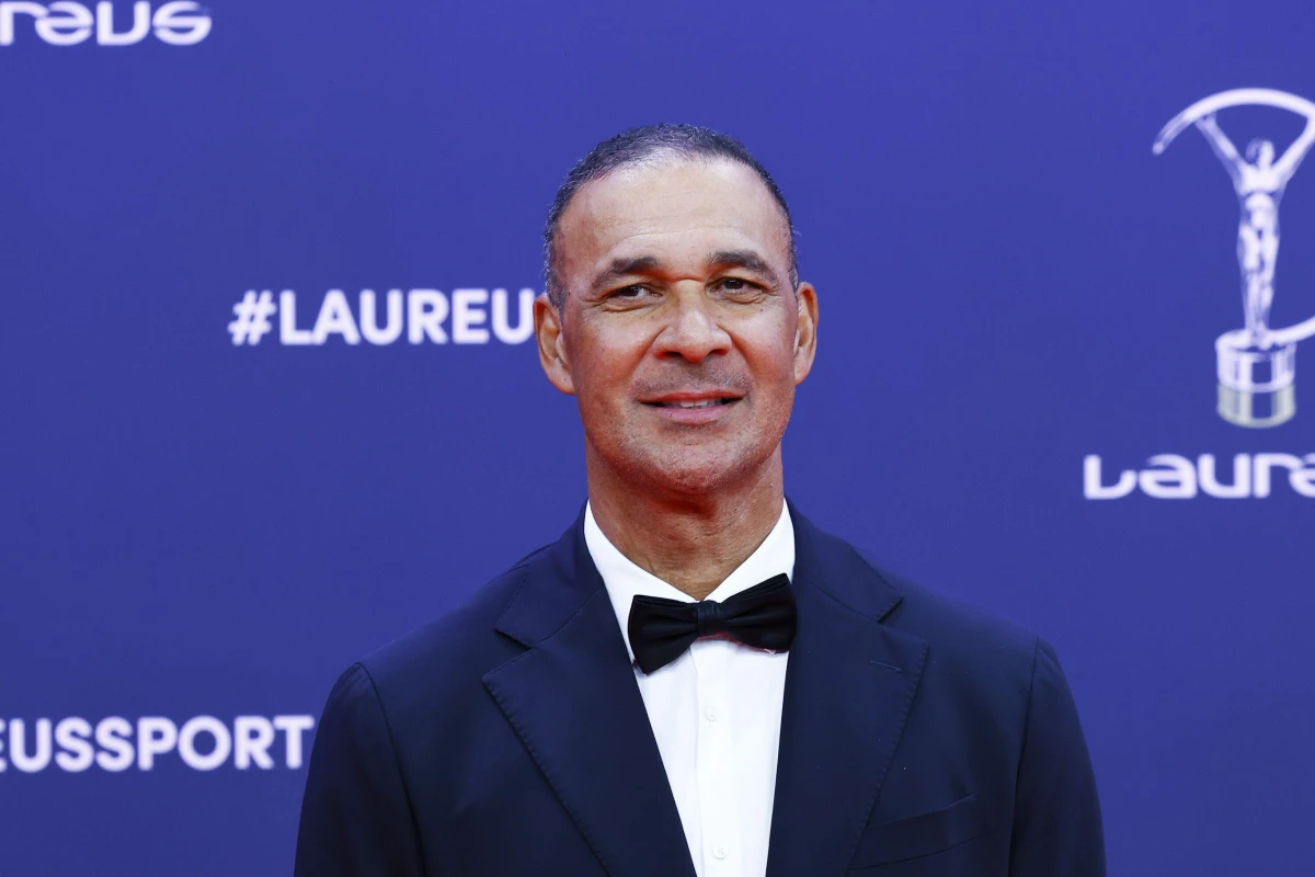 Gullit humilié par le président de Chelsea Todd Boehly