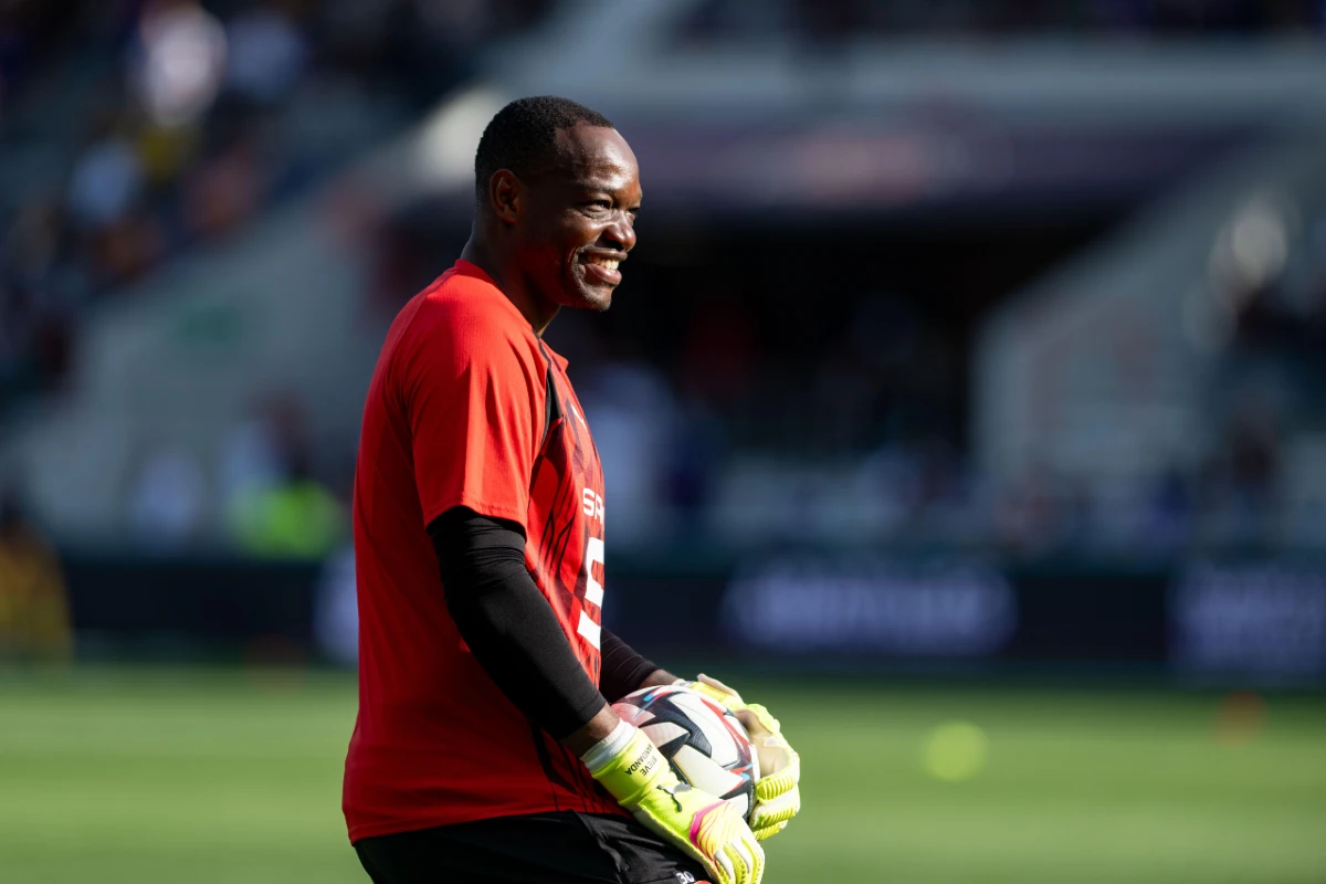 Rennes: Mandanda fait encore rêver