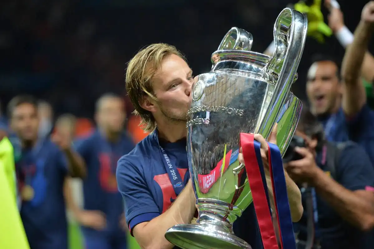 FC Barcelone : Cette légende va prendre sa retraite
