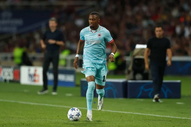 Balikwisha en Ligue des Champions face au Barça @Alamy