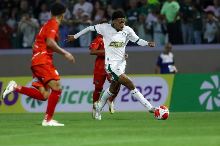 L'ailier de Palmeiras Luighi en action @Alamy