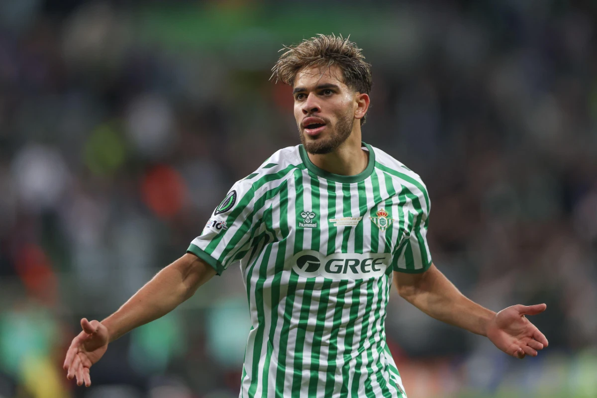 Fabregas fonce sur cet ancien crack du Barça