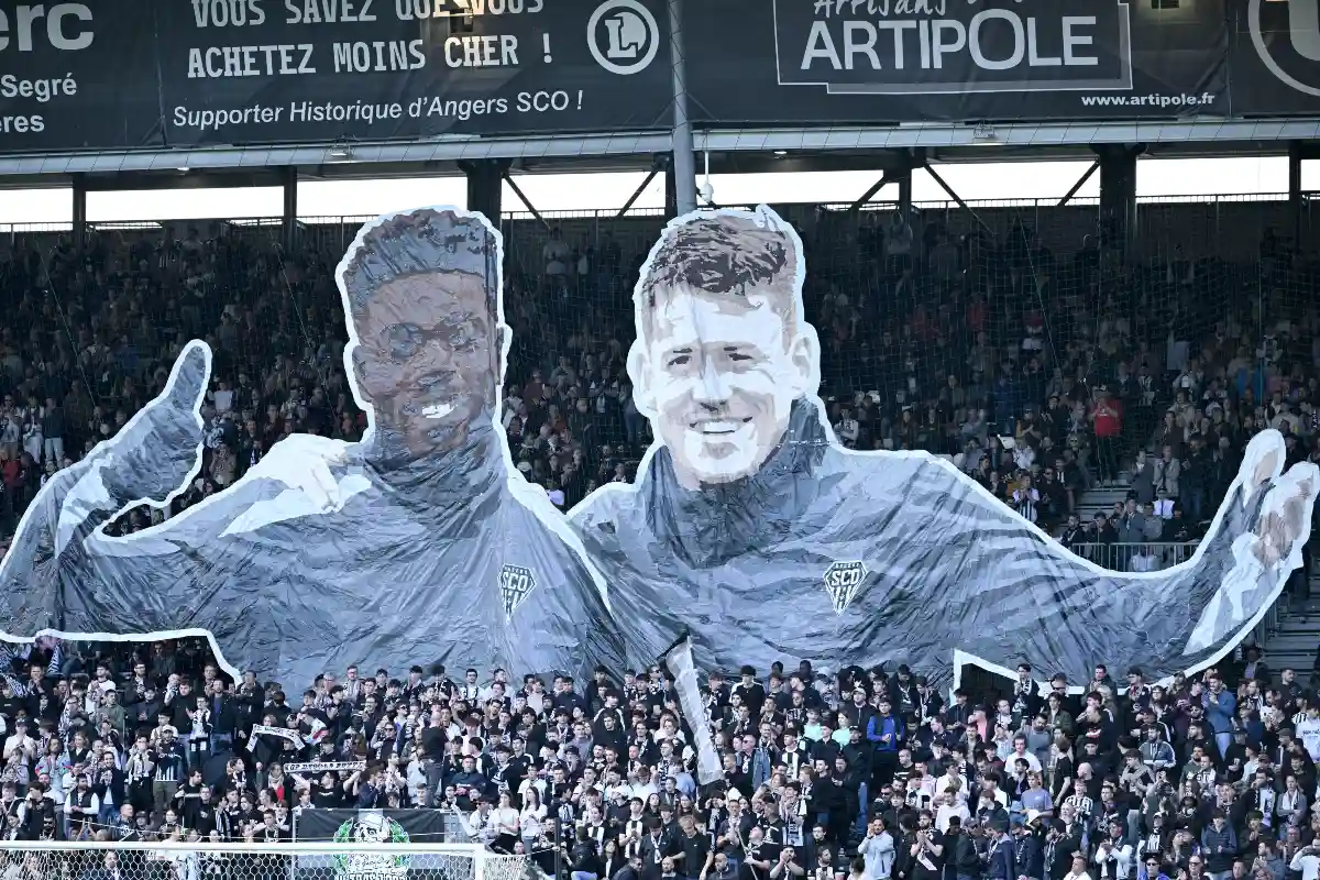 Angers annonce deux prolongations de contrat