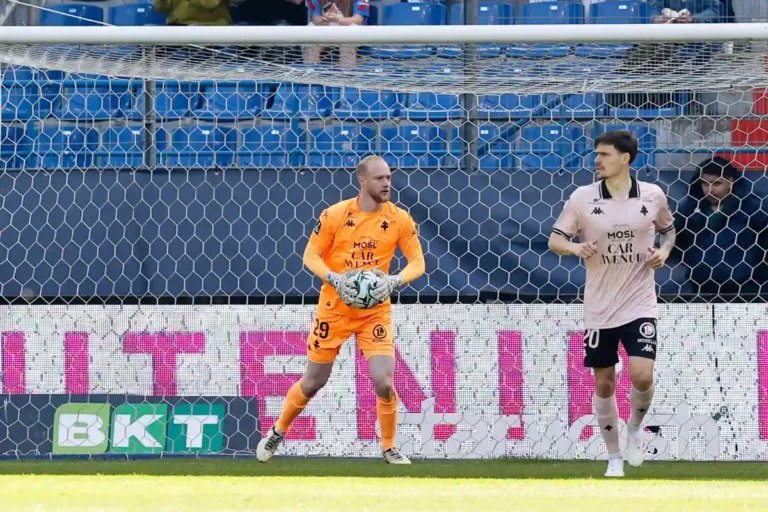 Arnaud Bodart dans le viseur du LOSC @Alamy
