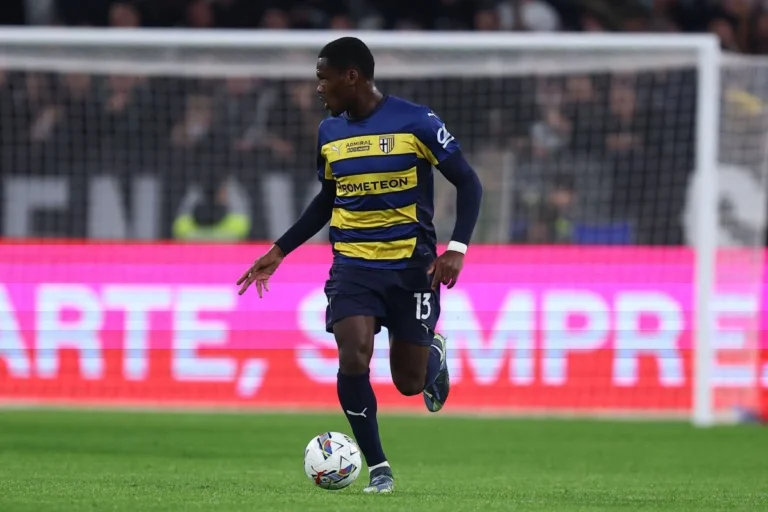 Ange-Yoan Bonny sous les couleurs de Parme @Alamy