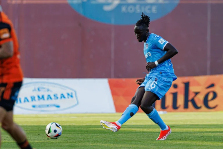 Batista Mendy courtisé par Lens ©Alamy