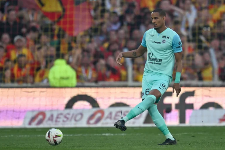 Christopher Jullien rempile avec Montpellier @Alamy