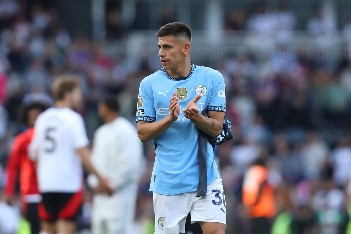 Manchester City : Claudio Echeverri bientôt en Italie ?