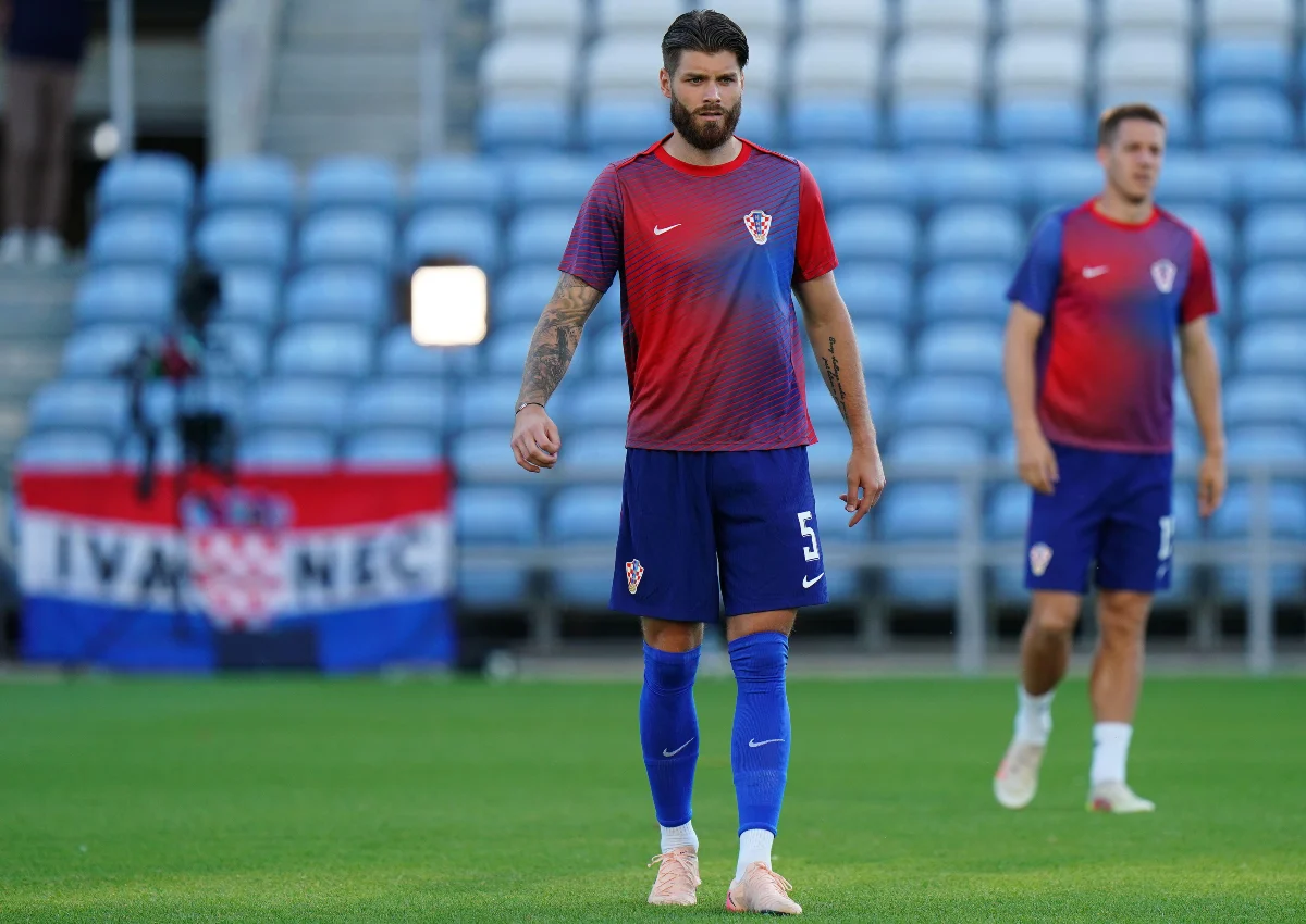 OL : Une porte de sortie s'ouvre en Angleterre pour Duje Caleta-Car