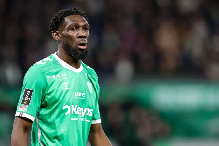 Dylan Batubinsika sur le départ @Alamy