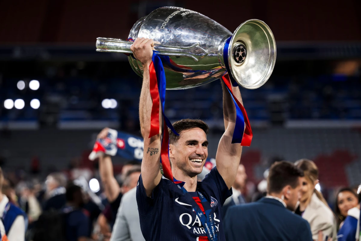 PSG: Un riche club se positionne pour Fabian Ruiz