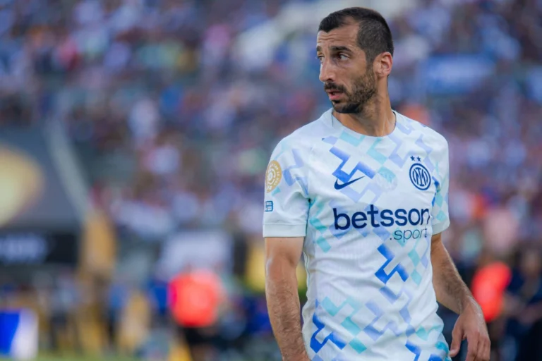 Henrikh Mkhitaryan ne jouera nulle part ©Alamy