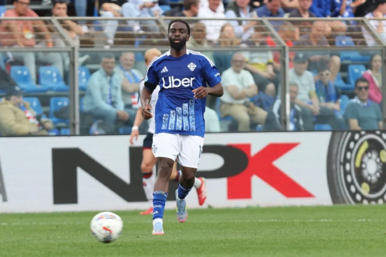 Jonathan Ikoné retourne à la Fiorentina ©Alamy