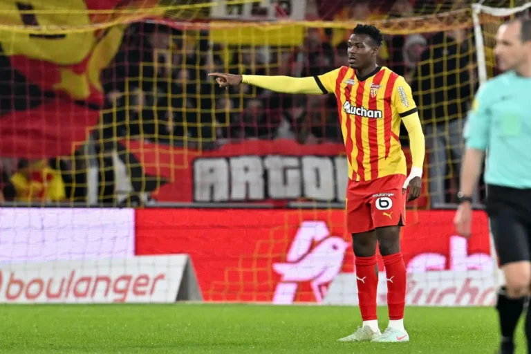 Juma Bah va filer à Nice ©Alamy