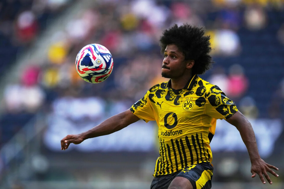 Arsenal lorgne sur un joueur offensif de Dortmund