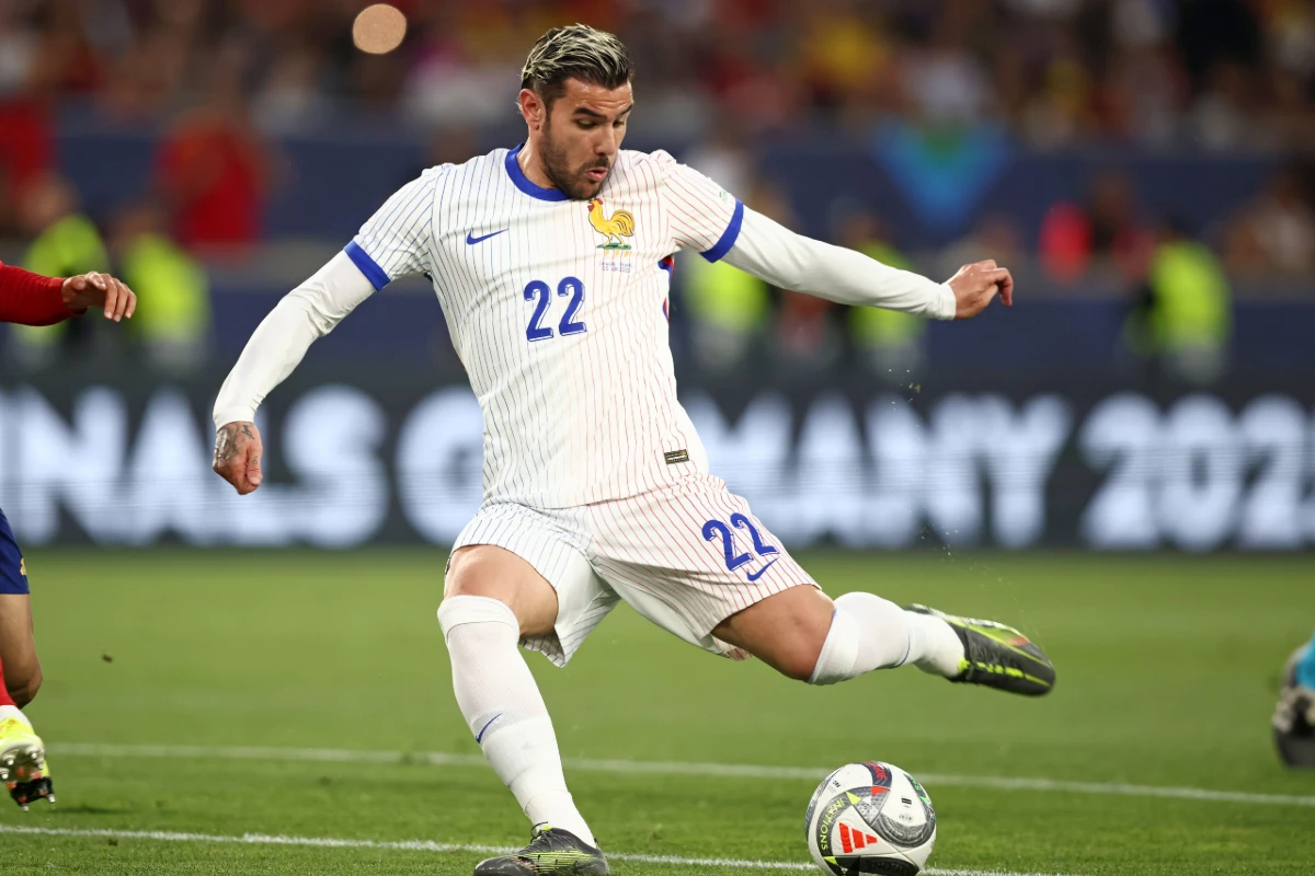 L'Atlético Madrid ne veut plus entendre parler de Théo Hernandez