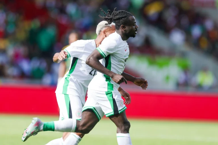 Moses Simon va rejoindre le PFC @Alamy