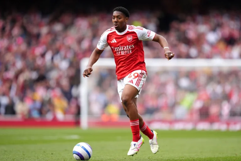 Myles Lewis-Skelly prolonge à Arsenal @Alamy