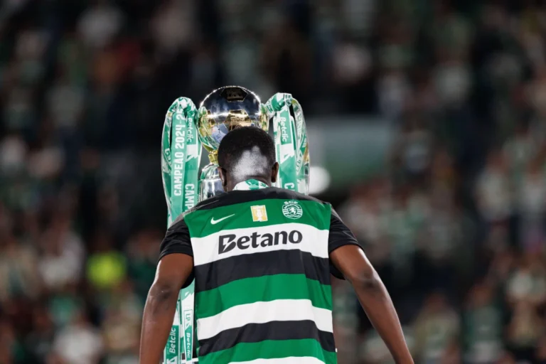 Ousmane Diomande visé par le Real Madrid ©Alamy