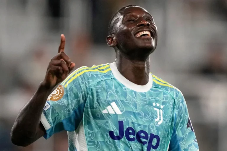 Randal Kolo Muani veut rester à la Juventus @Alamy